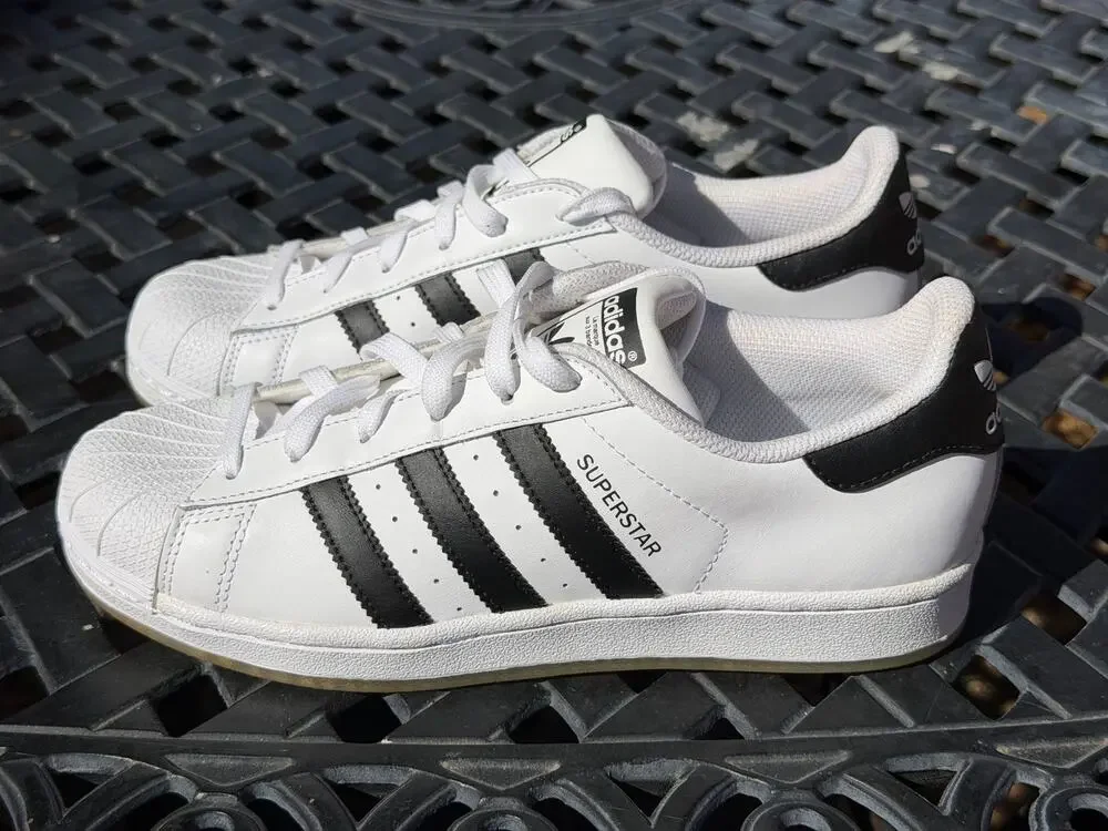 Adidas Superstar Originals White Black Leather Low Top Sneakers B42369 NWOT 2016